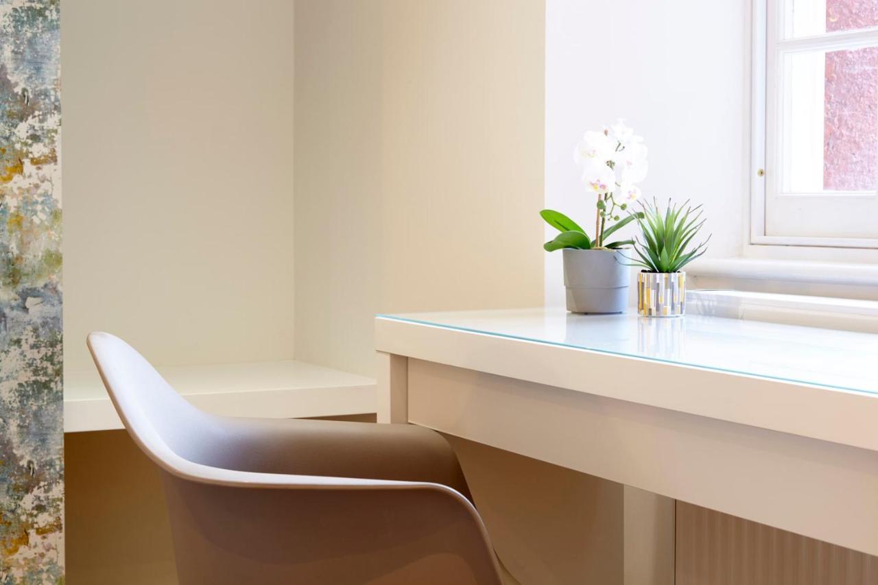 Meredith Way With Parking - Your Apartamento